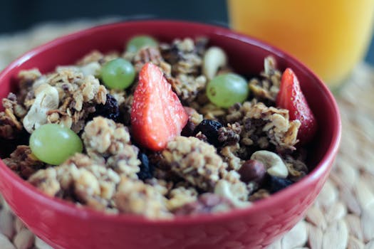 bowl of mixed berries