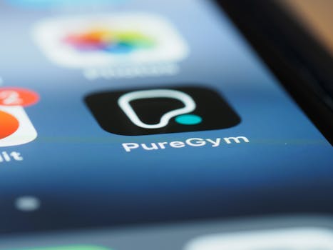 fitness apps on smartphone